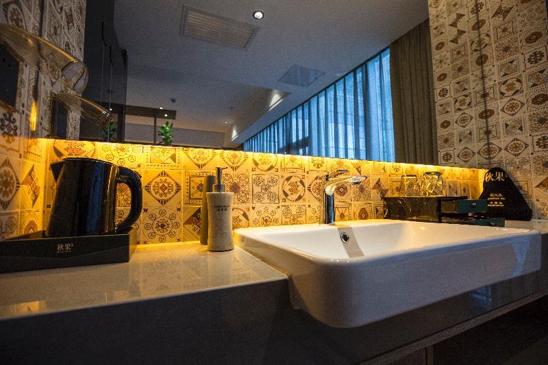 Qiu Guo Hotel Hua Mao Chaoyang  Bagian luar foto